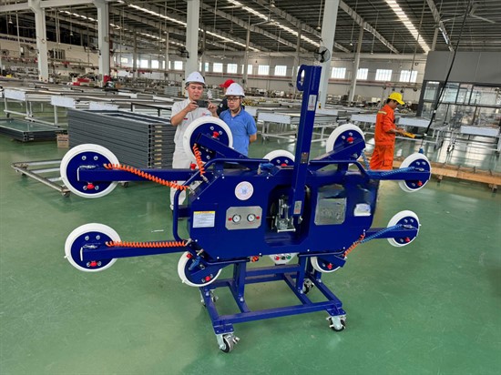 Máy Nâng Kính 1000kg Việt Nam | 2 Hệ Hút – Nâng An Toàn, Giá Tốt